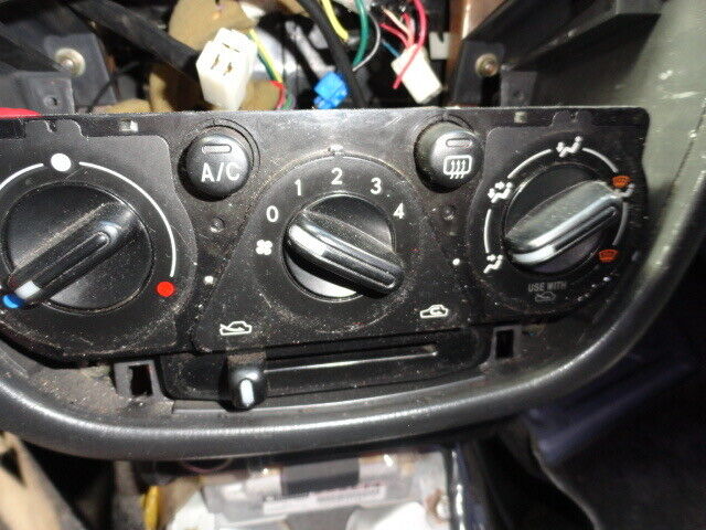 2002 Subaru WRX A/C Climate Control Panel image 0