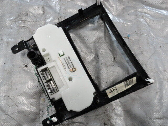 2005 Subaru WRX Center Dash A/C Control Console image 3