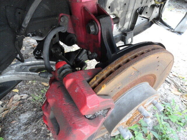2003 Subaru WRX Passenger Side Front Knuckle image 1