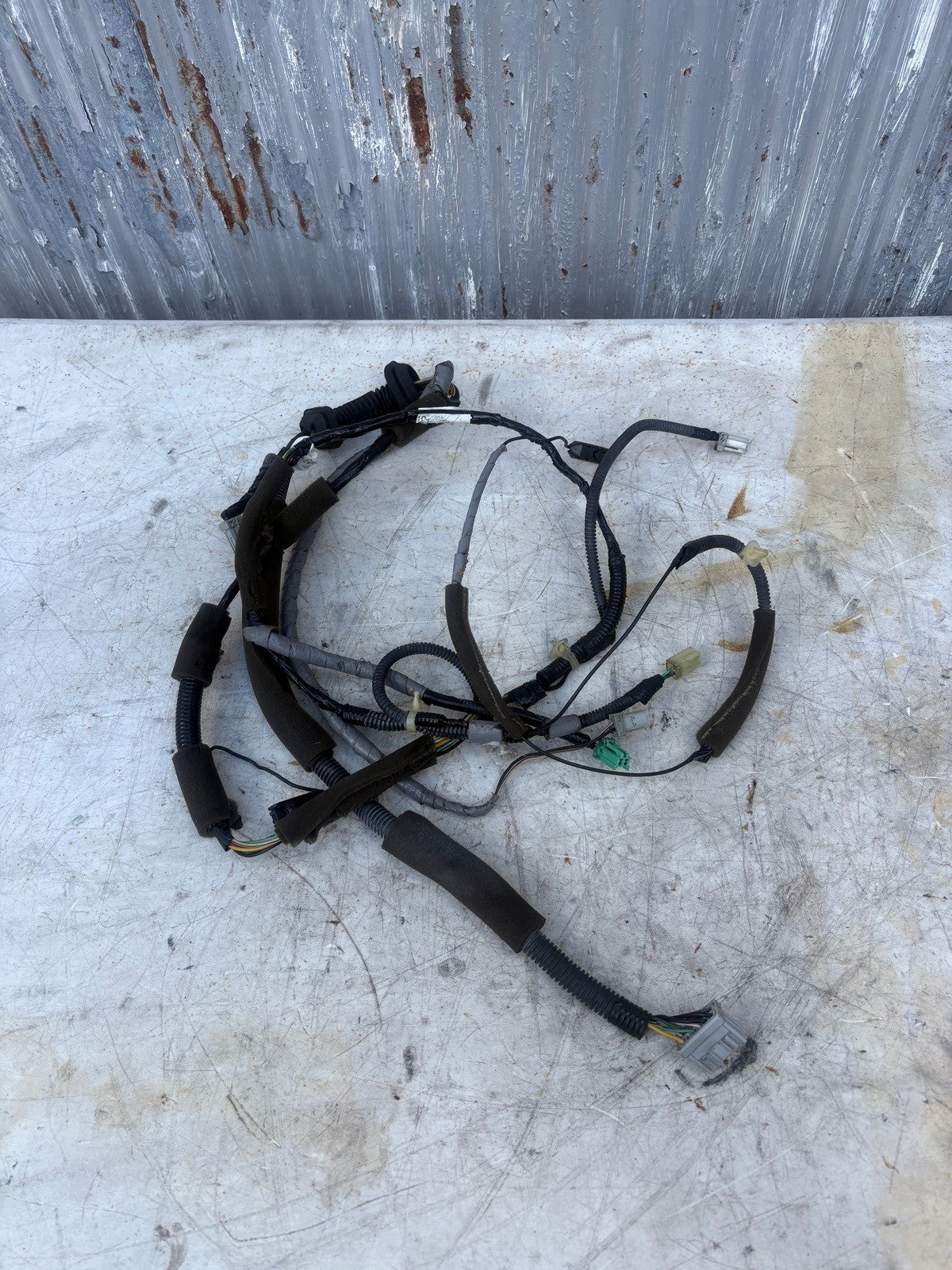 2007-2008 Honda Fit Rear Hatch Tailgate Harness Assembly