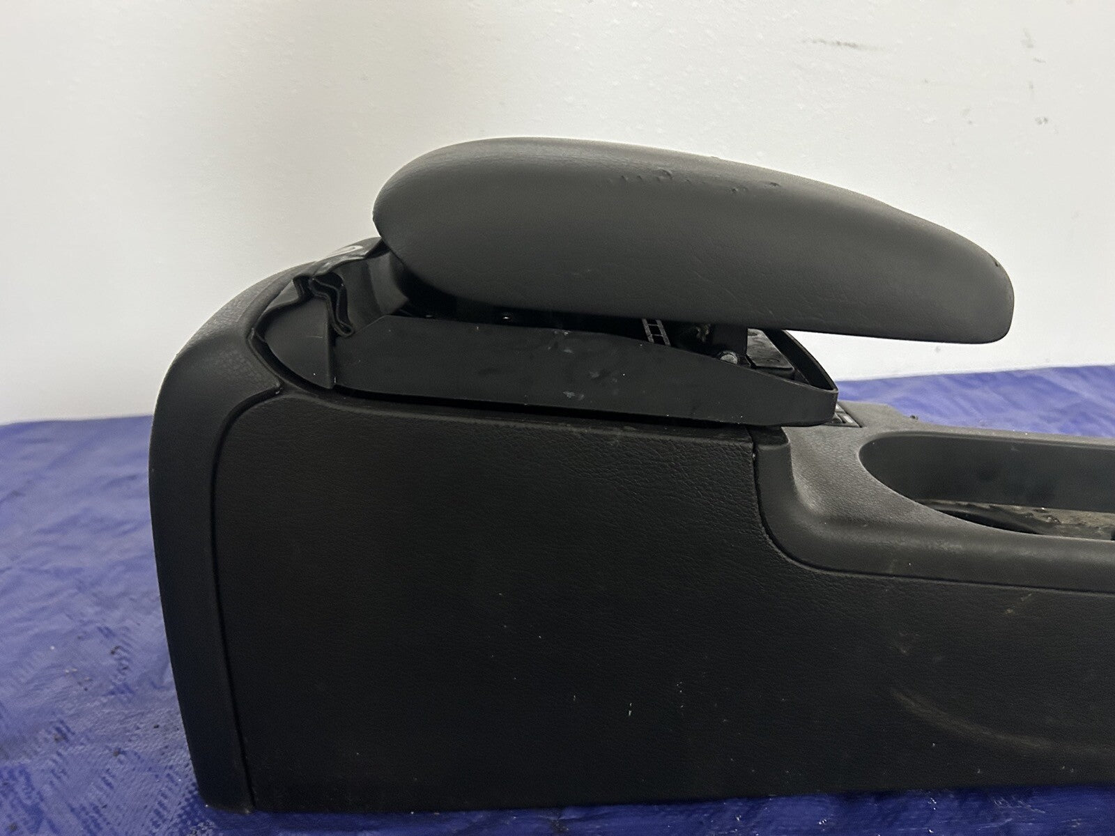 09-14 Subaru WRX Center Console