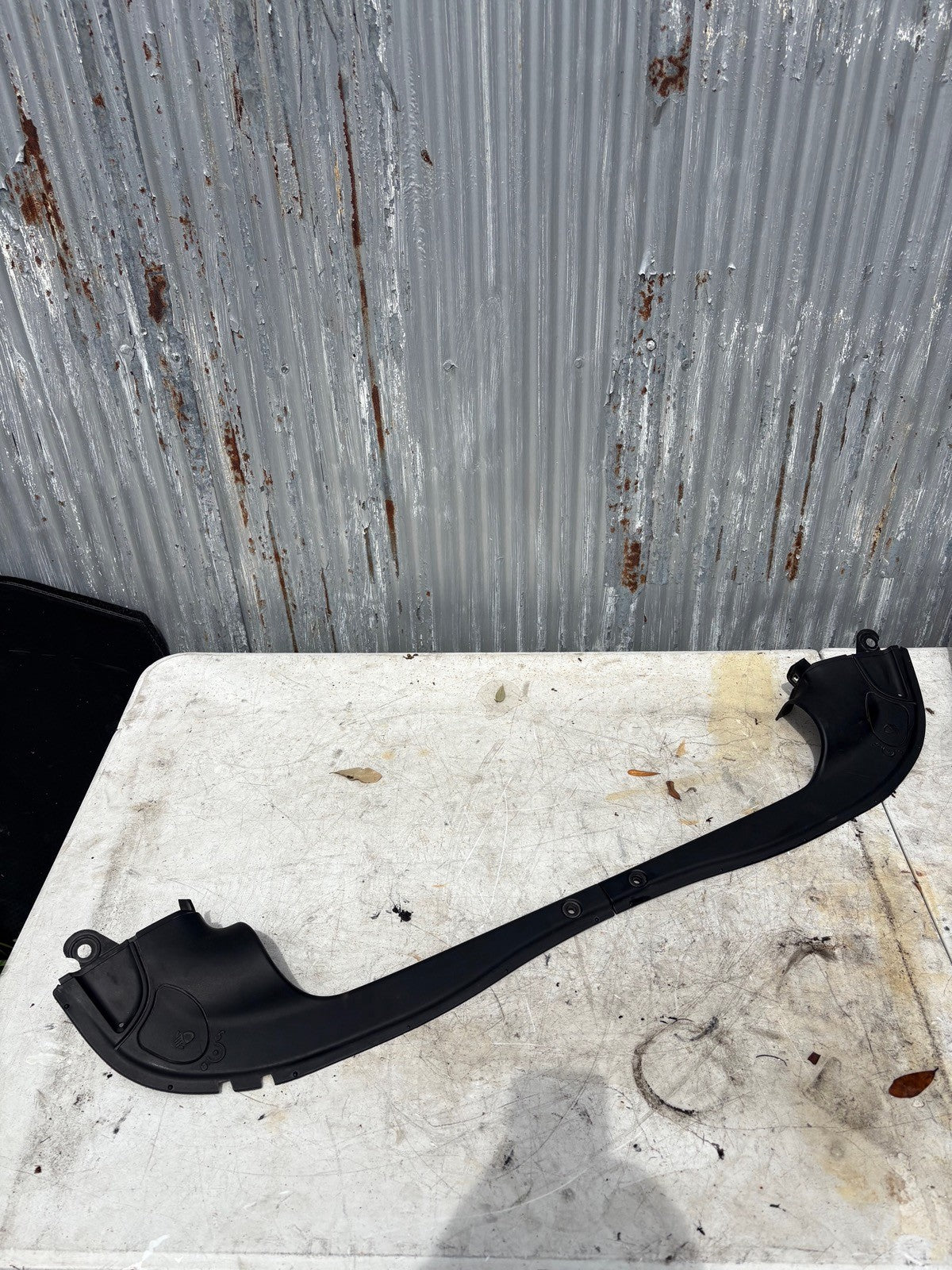 2003-2010 Porsche Cayenne Left Right Engine Bay Compartment Trim Plastic Cover 