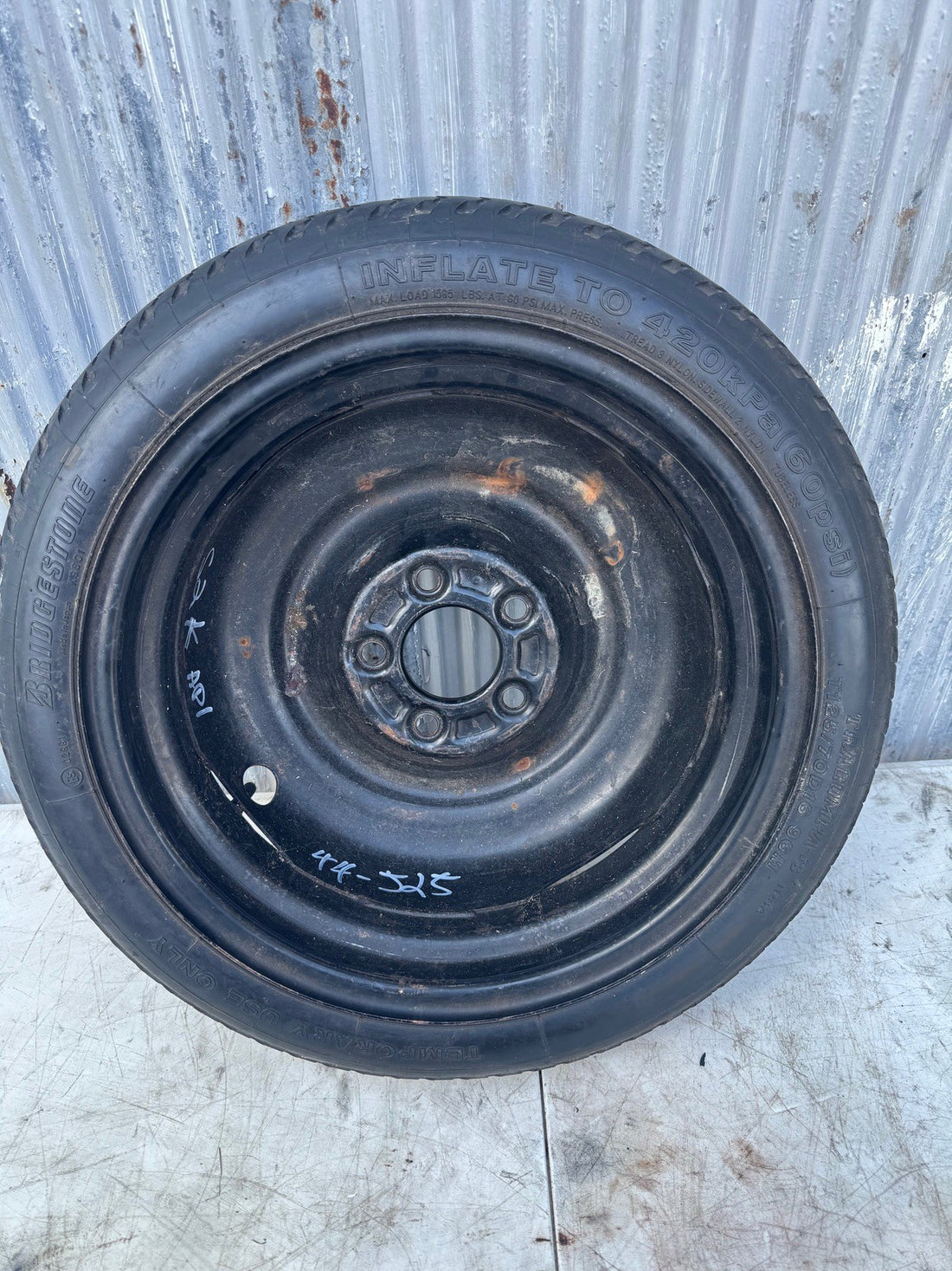 2000-2004 Honda S2000 spare tire