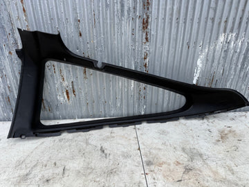 1989-1990 Honda CRX SI quarter window trim L&R