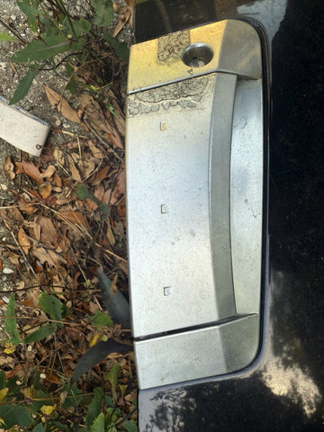 04 -08 Nissan 350Z Driver door handle 