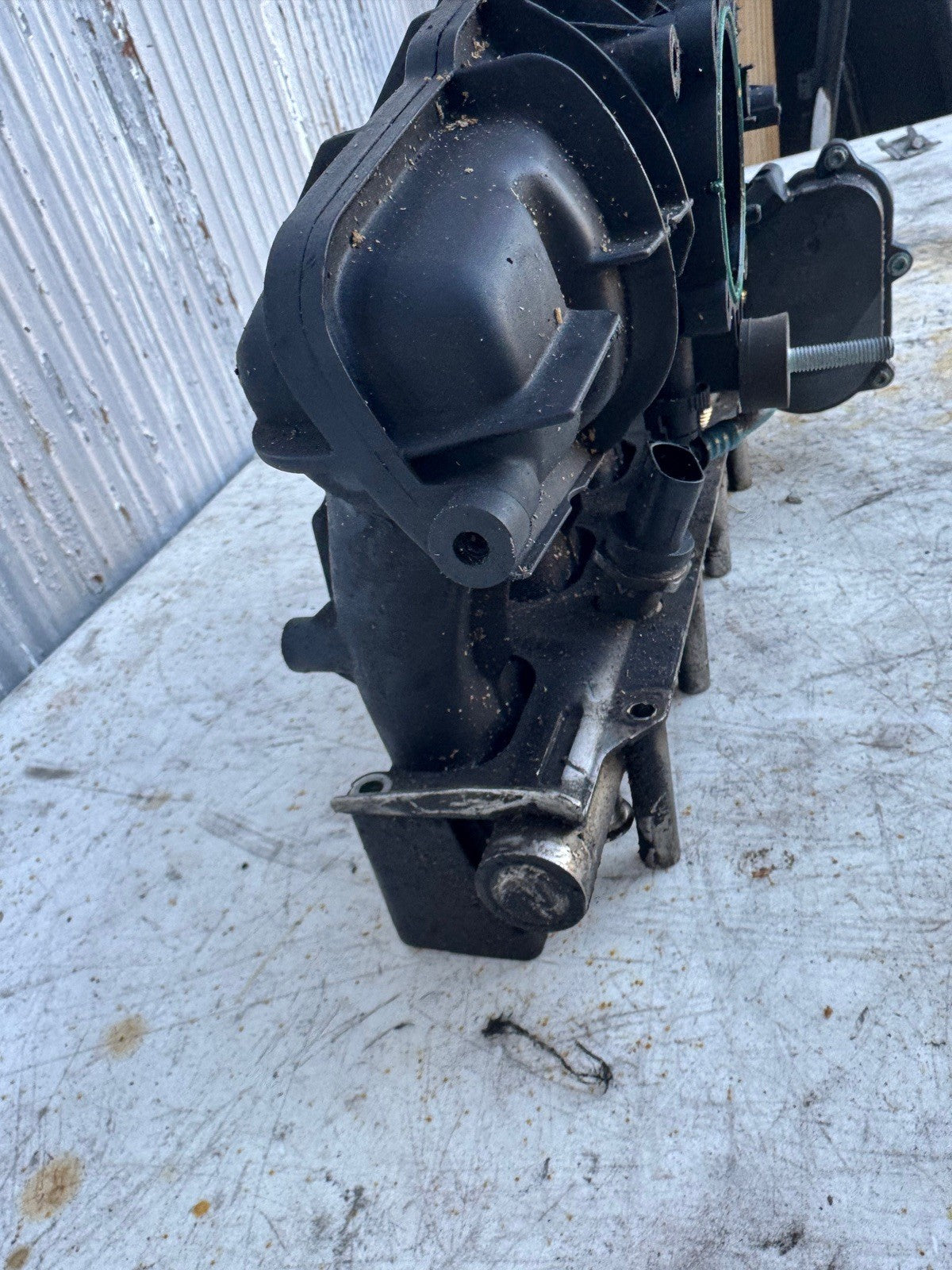 2009 VW GTI Intake Manifold 