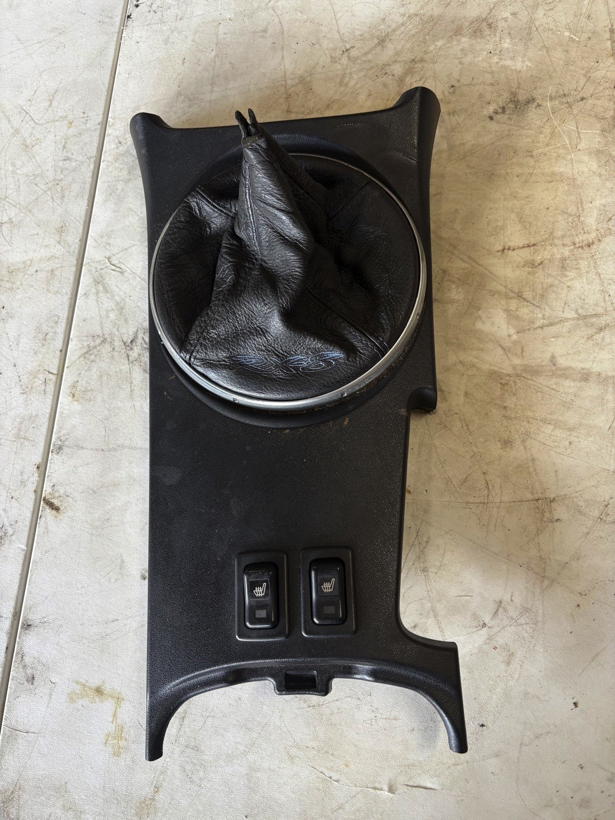 04-08 Mazda RX-8 Center Console Manual Shifter Trim With Heated Seat Switches 