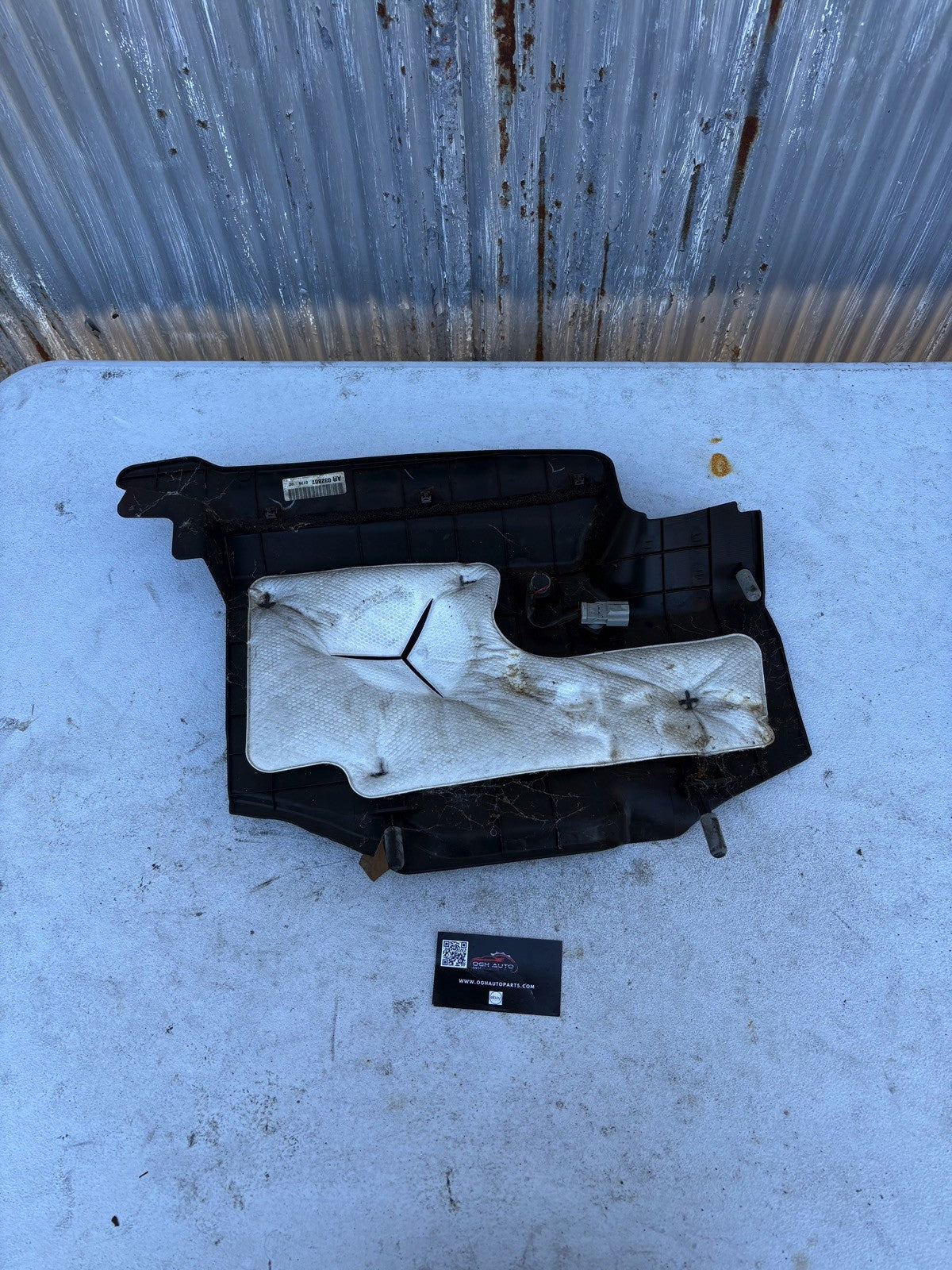 2004-2008 Acura TL Under Dash Knee Kicker Blower Trim Panel Cover 