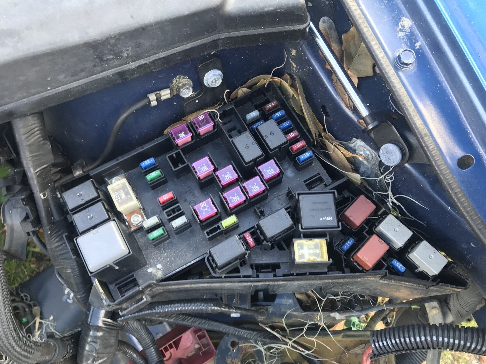 2012 Subaru Impreza WRX AWD Engine Bay Fuse Box