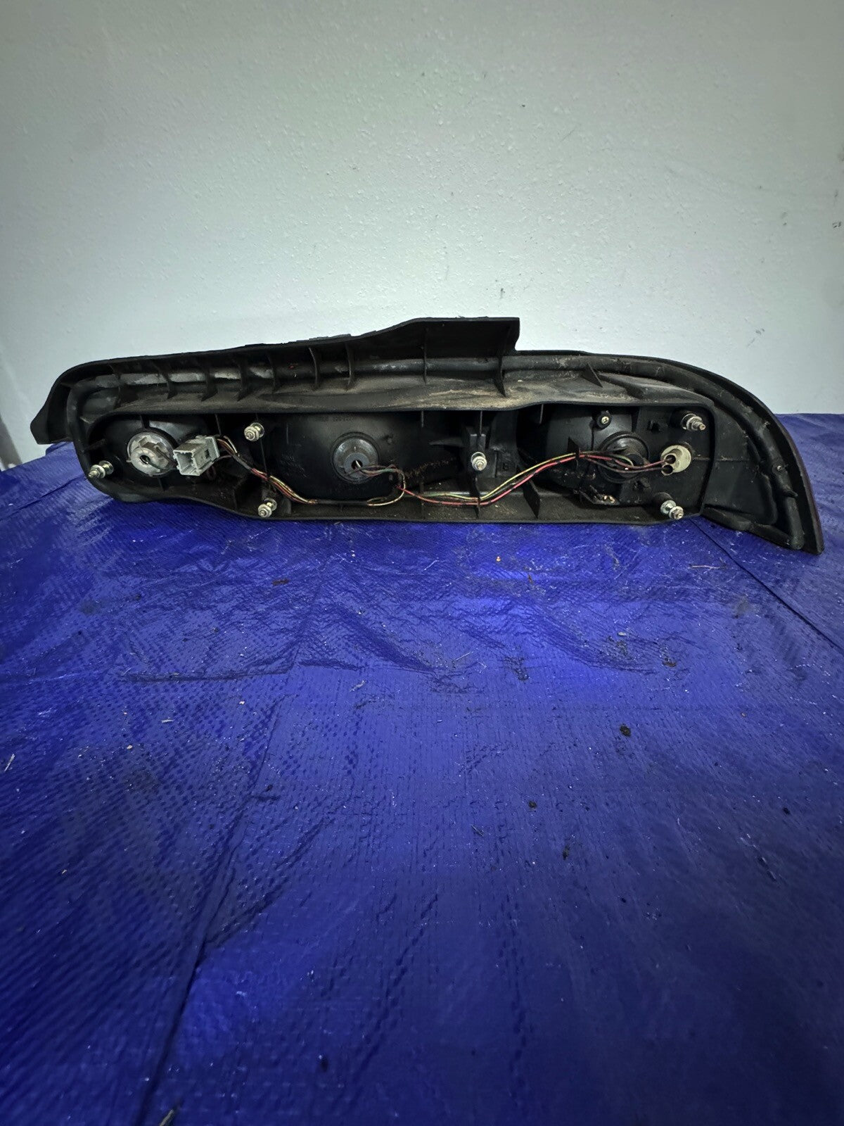 98-01 Acura Integra Rear Tail Light Driver Side 