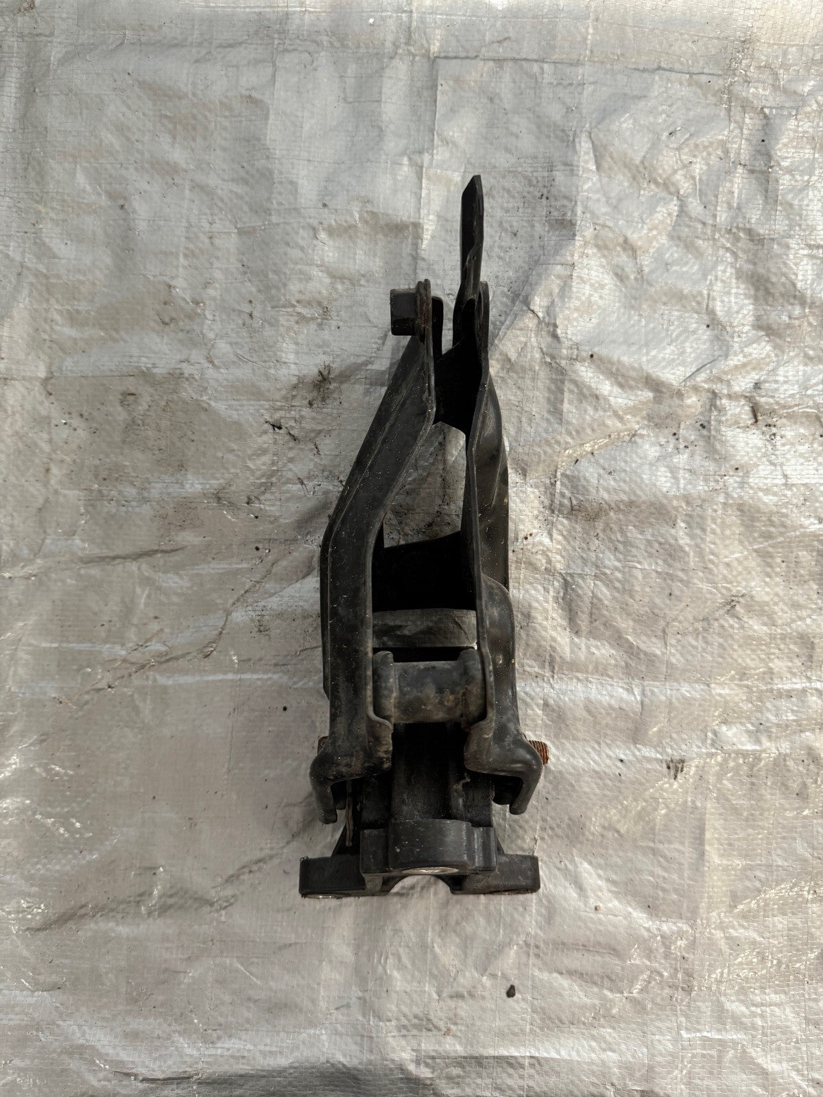 2004 Acura RSX Rear Transmission Bracket Automatic OEM