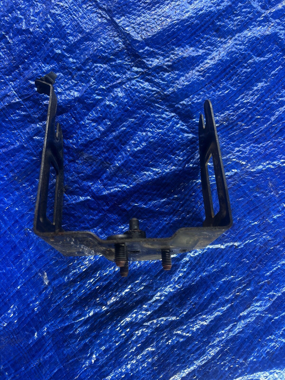 04-08 Mazda rx8 ABS Pump Bracket