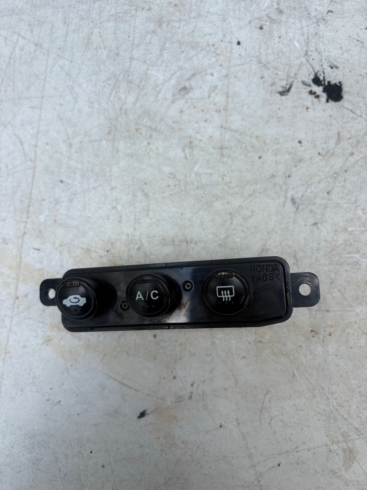 2002-2003 Honda Civic SI EP3 Hatchback Climate Heater Push Assembly OEM 