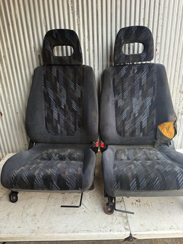 1999-2000 Acura Integra Front Seats Confetti 