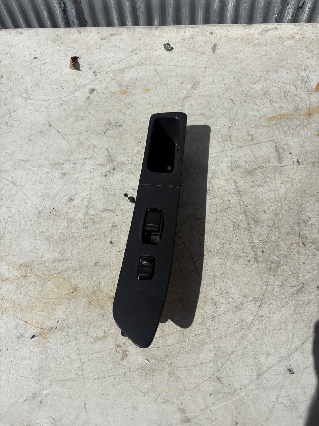2002-2004 Subaru WRX Wagon Passenger Side Window Switch W/ Trim