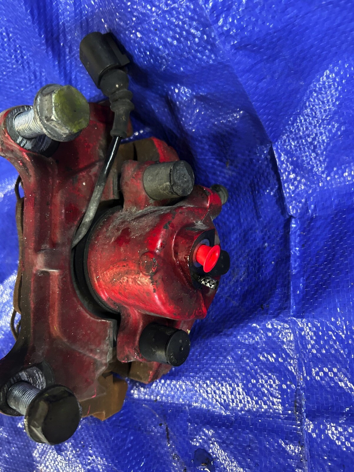 07 VW GTI Drive front Caliper