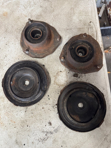 1980-1983 Toyota Corolla Top Hats