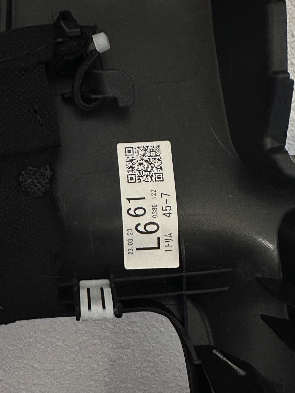 2022-2023 SUBARU WRX DASHBOARD LEFT DRIVER LOWER COLUMN KNEE PAD COVER OEM -2023