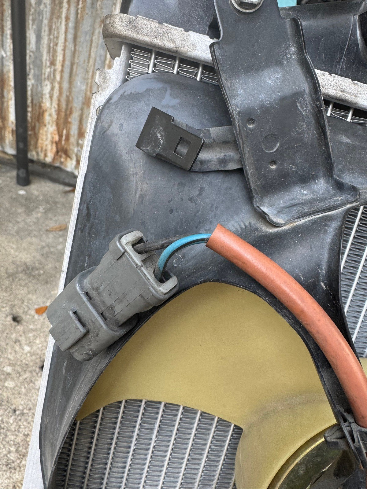 2000-2004 Honda S2000 AC Condensor Fan 