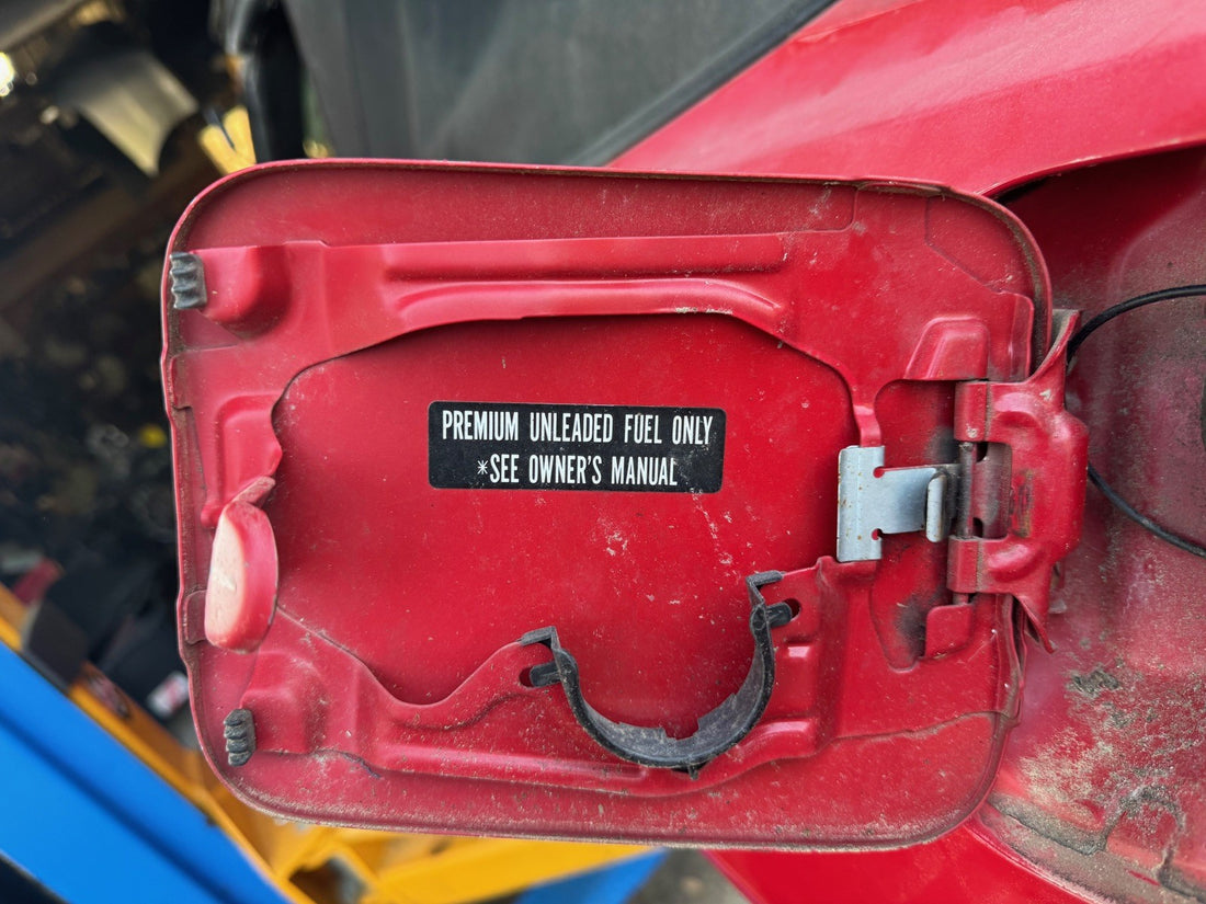 2007 Honda S2000 Gas Lid RED #70-M26