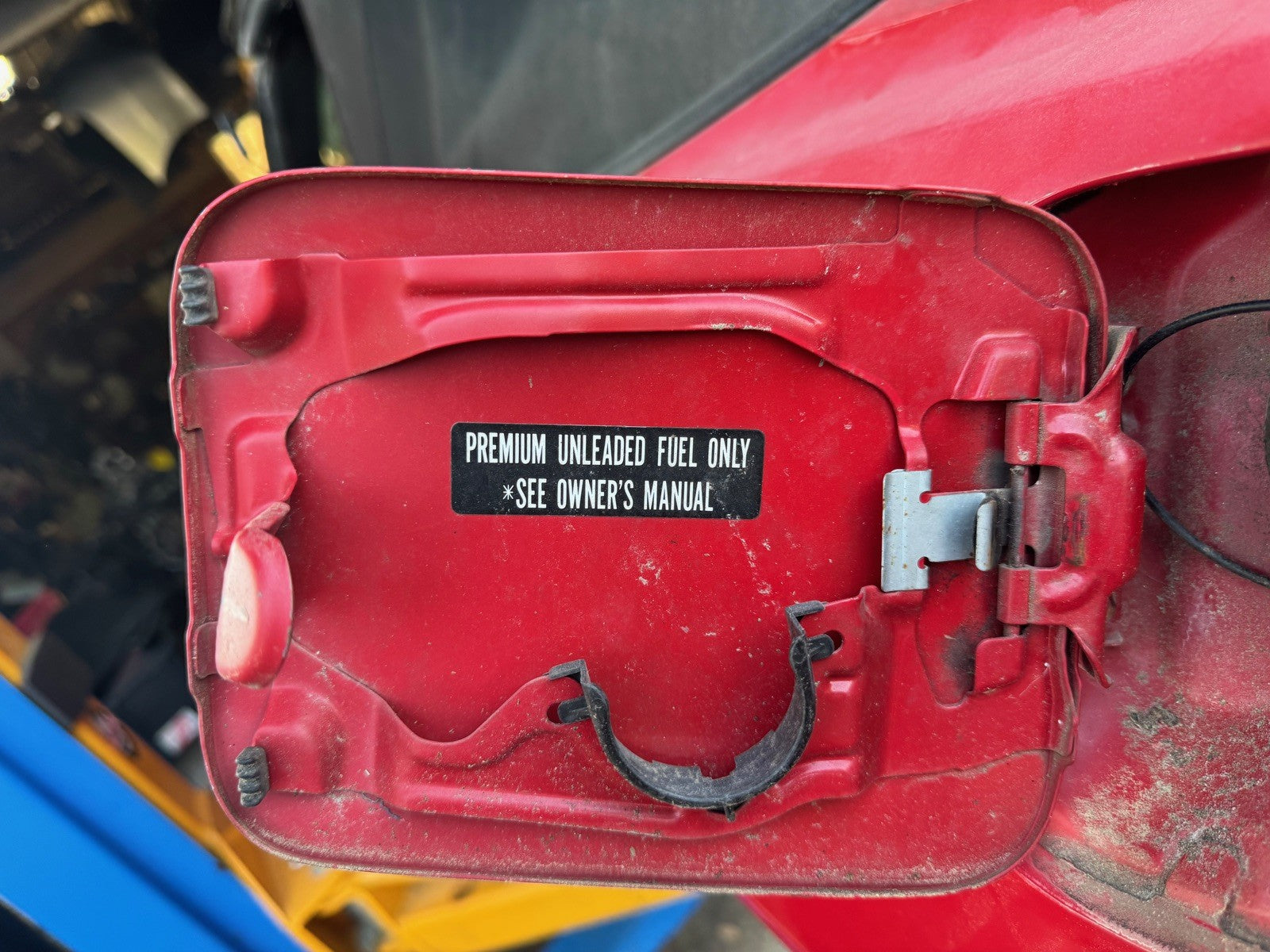 2007 Honda S2000 Gas Lid RED #70-M26