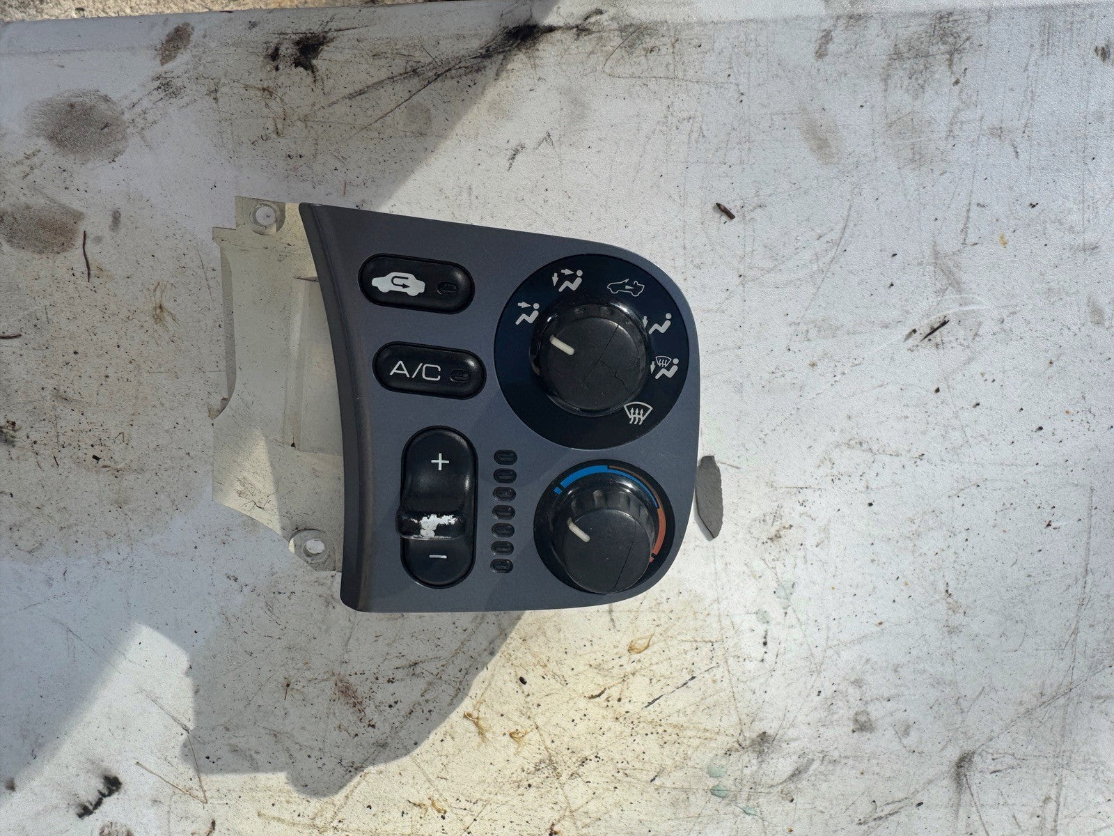 2000-2004 Honda S2000 Climate Control Switch 