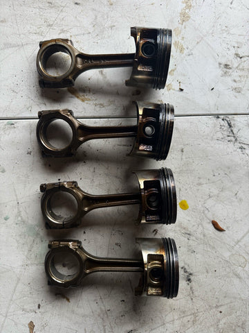 Honda CRV B20 Pistons and rods OEM 