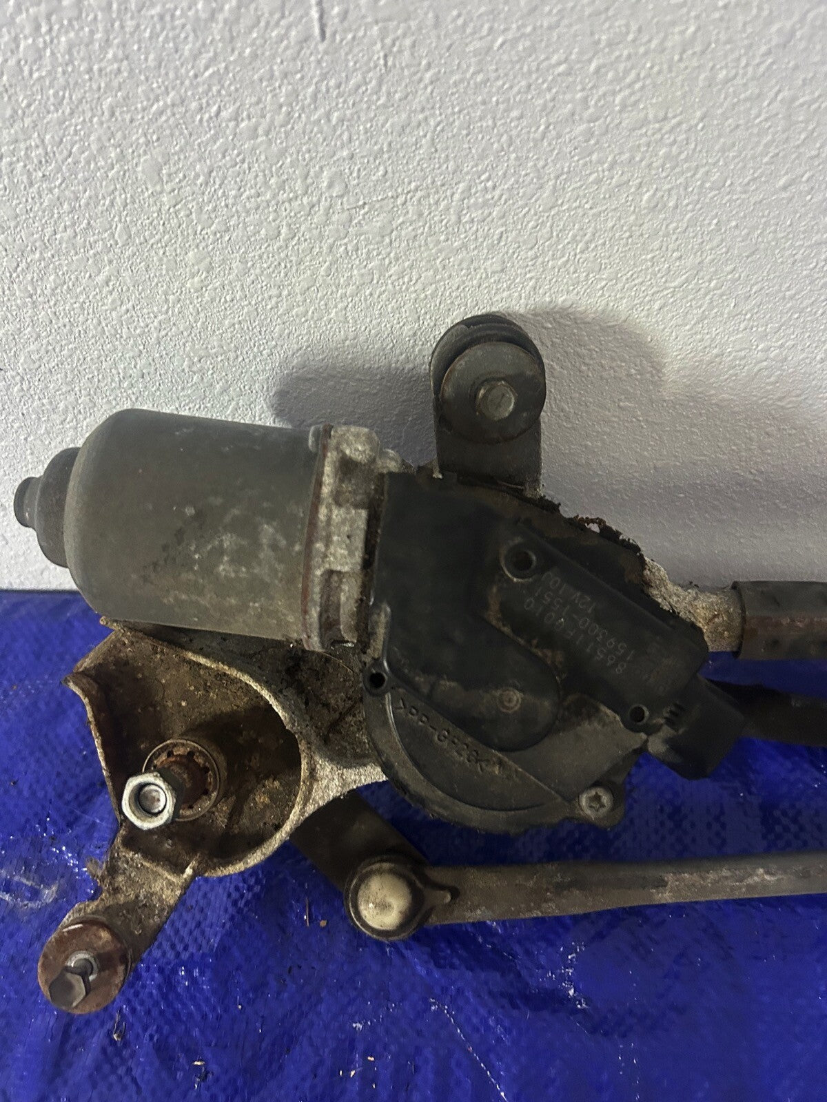 09-14 Subaru WRX windshield Wiper Motor Assembly 