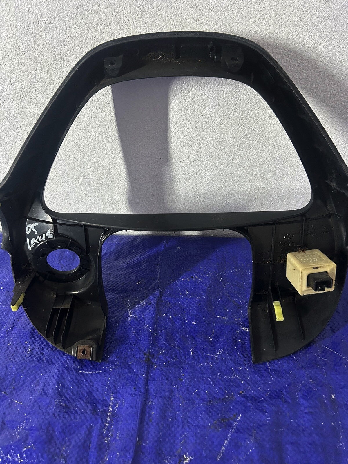 2005 Lexus IS300 Cluster panel cover