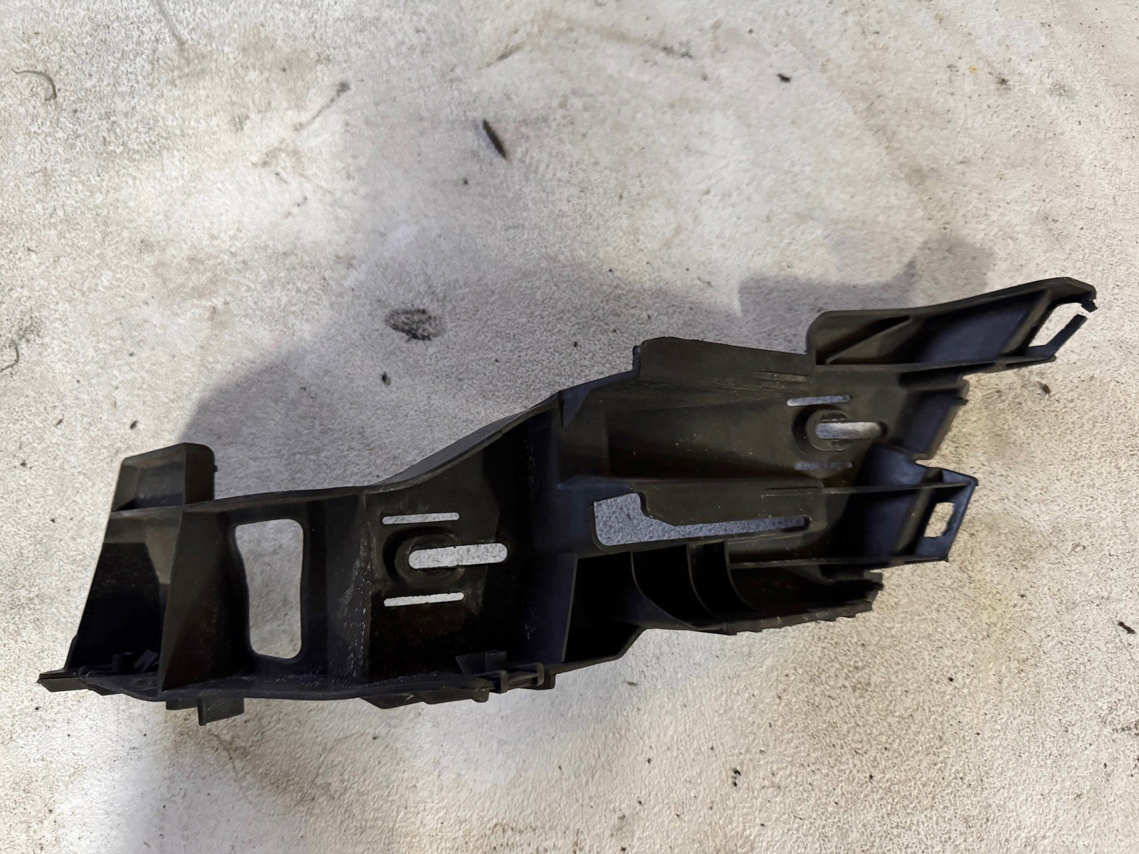 2009 VW GTI Rear bump Bracket