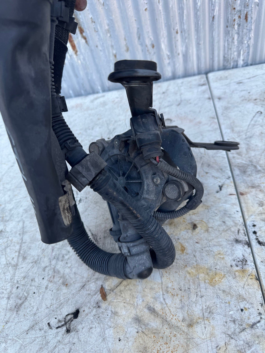 2009 VW GTI Air pump