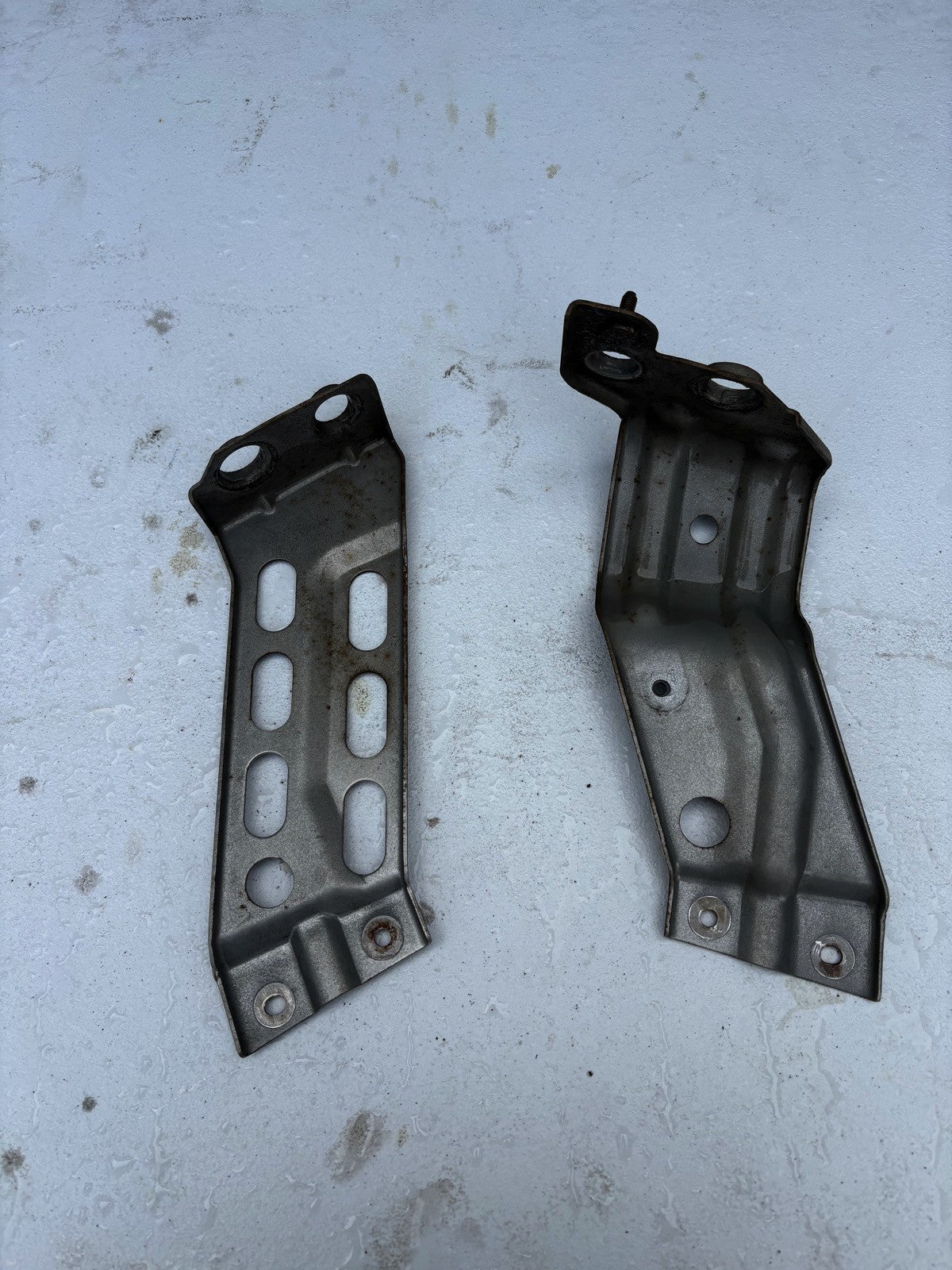 1999-2005 Mazda Miata NB Lower Radiator Condensor Bracket Mount 
