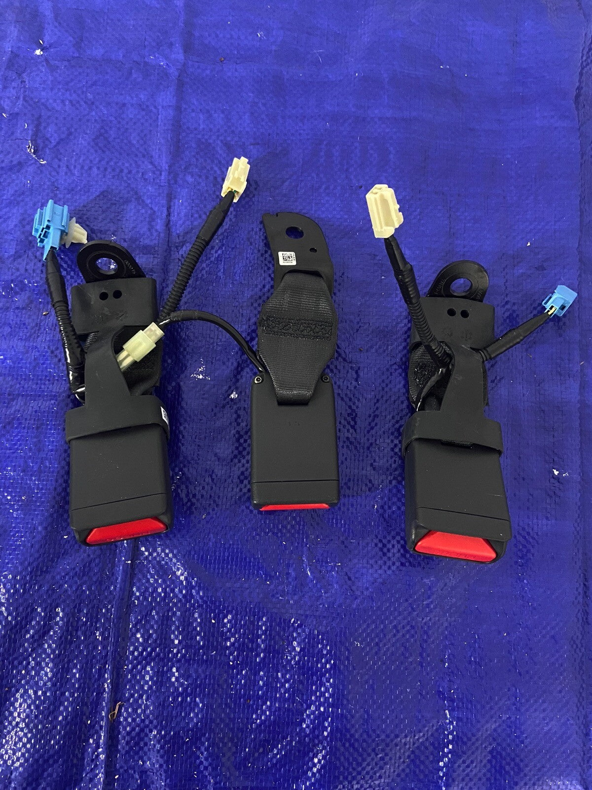 Subaru WRX Rear Right Seat Belt Buckle Clips. L/R/middle Oem 2022-2023