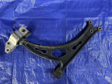 07 VW GTI Lower Control Arm Passenger right 