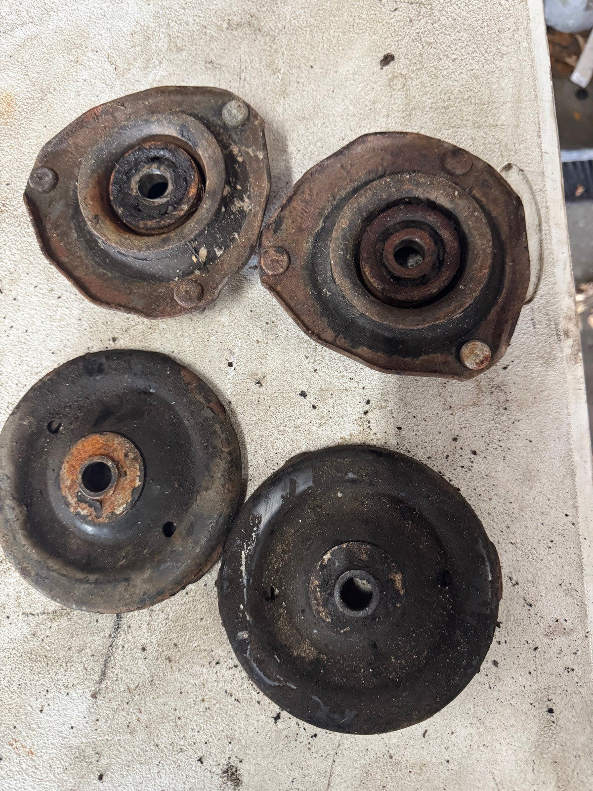 1980-1983 Toyota Corolla Top Hats