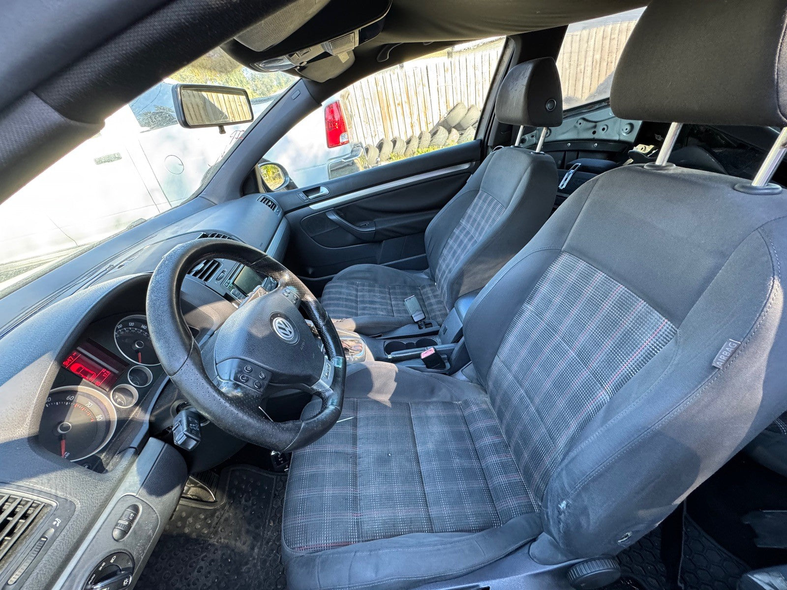 2009-2011 VW GTI Front Seats 2 door