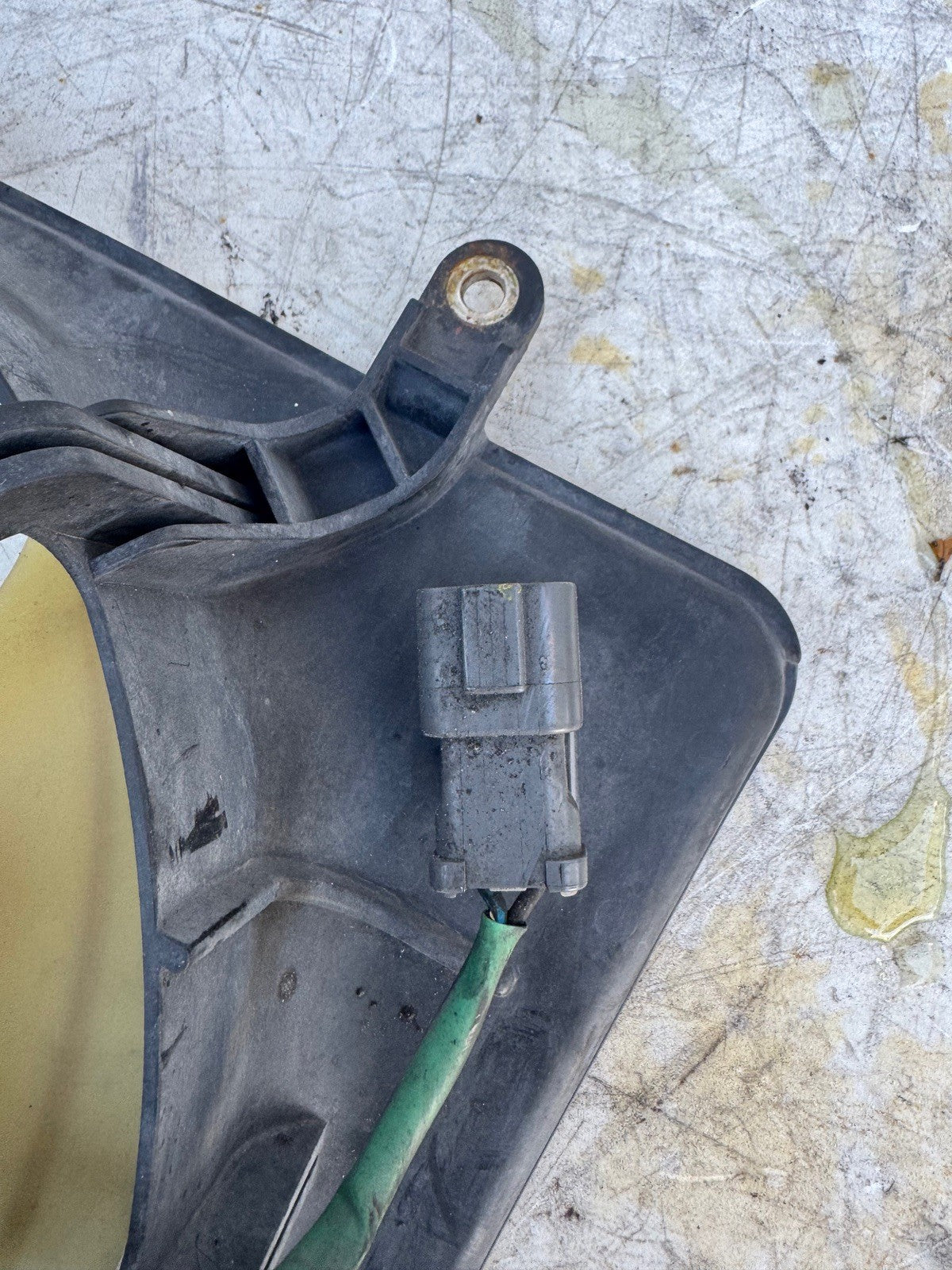 2007 Honda Fit Radiator Fan with over flow
