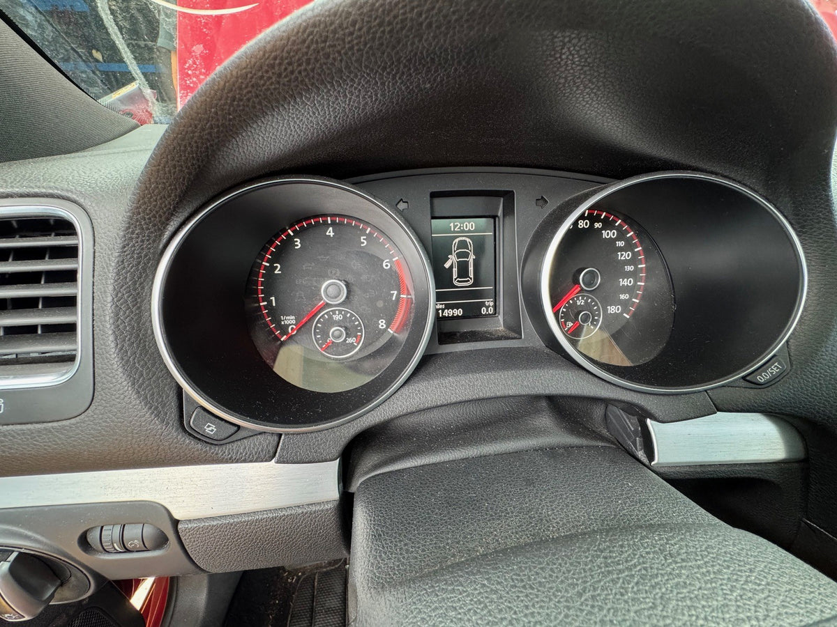 2012 VW GTI Cluster