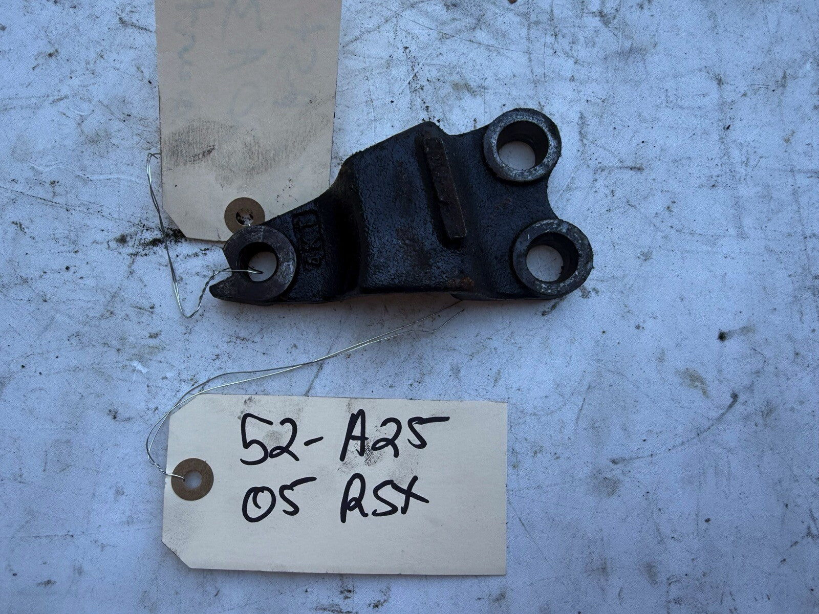 05-06 Acura RSX k20a2 Engine Post Mount 