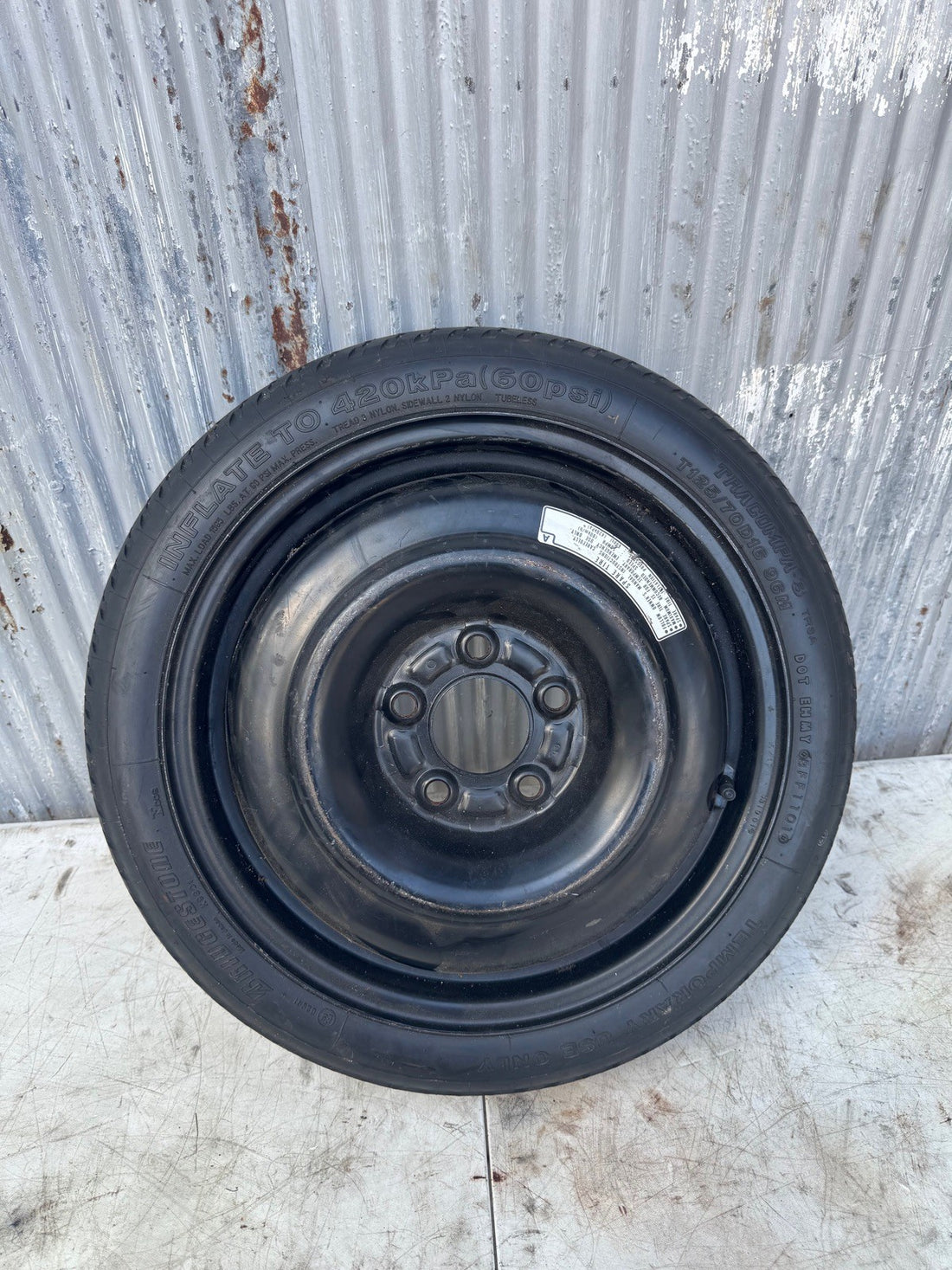 2000-2004 Honda S2000 spare tire