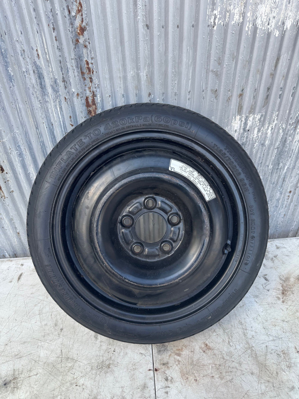 2000-2004 Honda S2000 spare tire