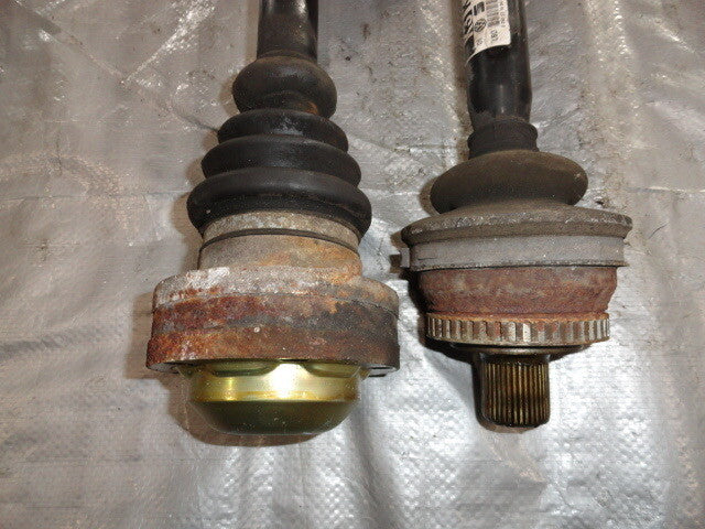 2002 Audi A4 Rear Driver/Passenger Axles