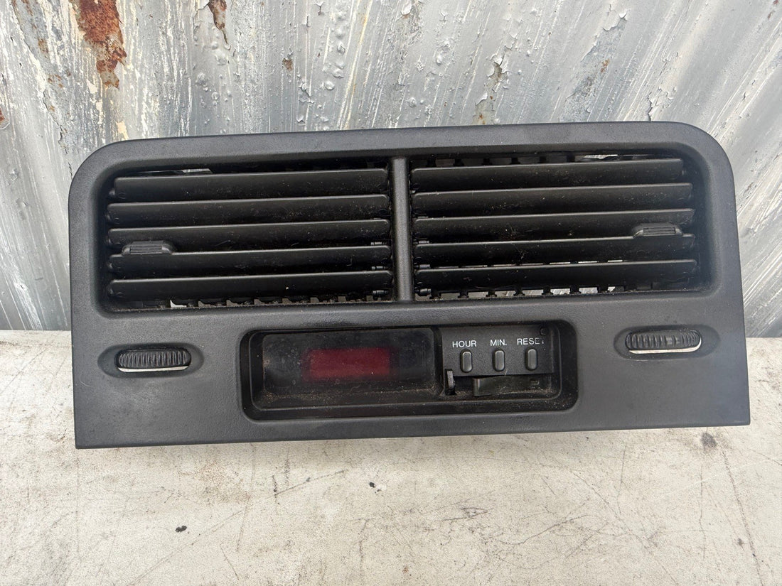1989-1990 Honda CRX SI Center Dash Vent Digital Clock 