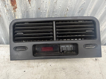 1989-1990 Honda CRX SI Center Dash Vent Digital Clock 