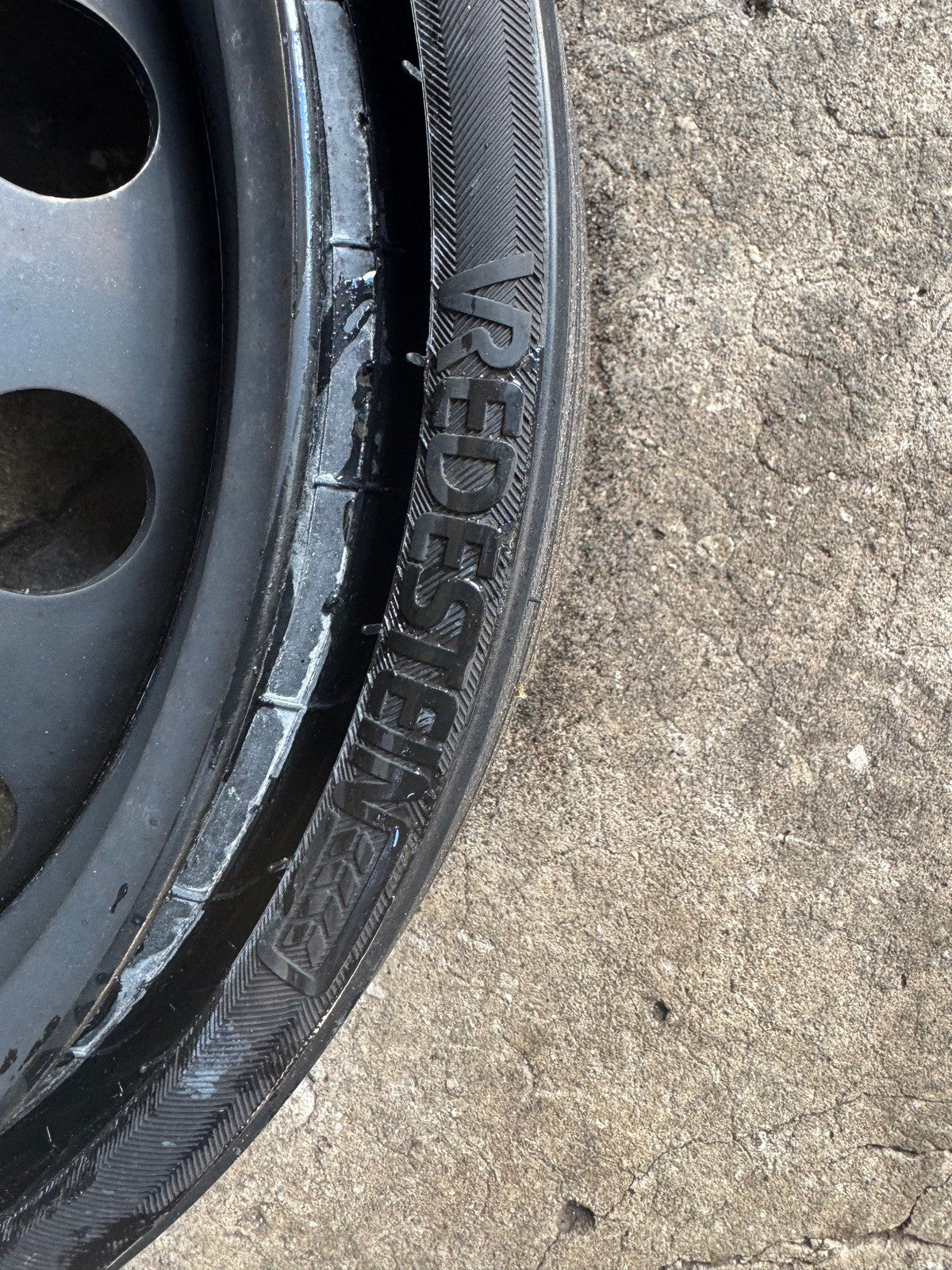 2006 Porche Cayenne Spare Tire