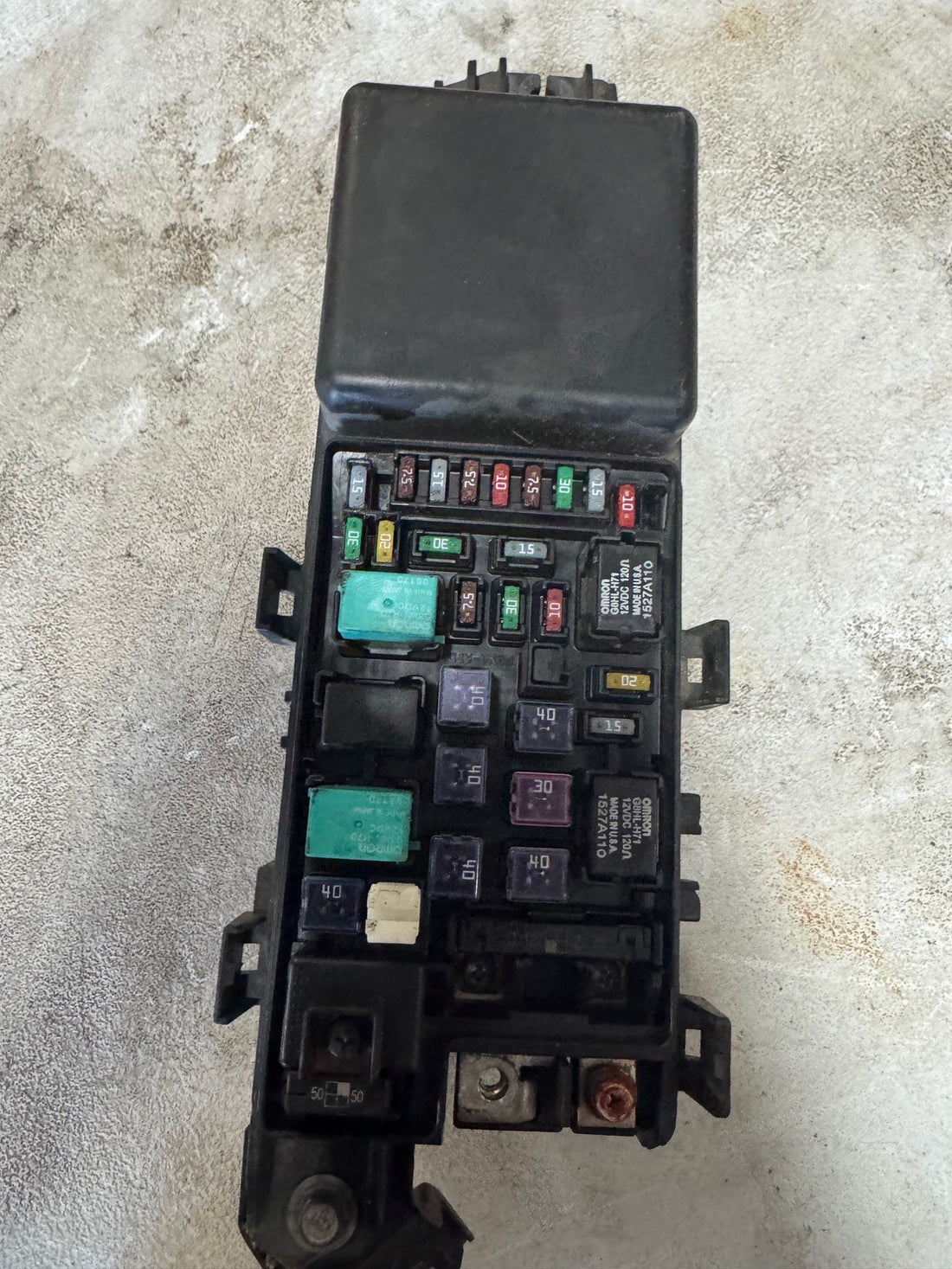 2002 Subaru Forestor Engine Bay Fuse Box
