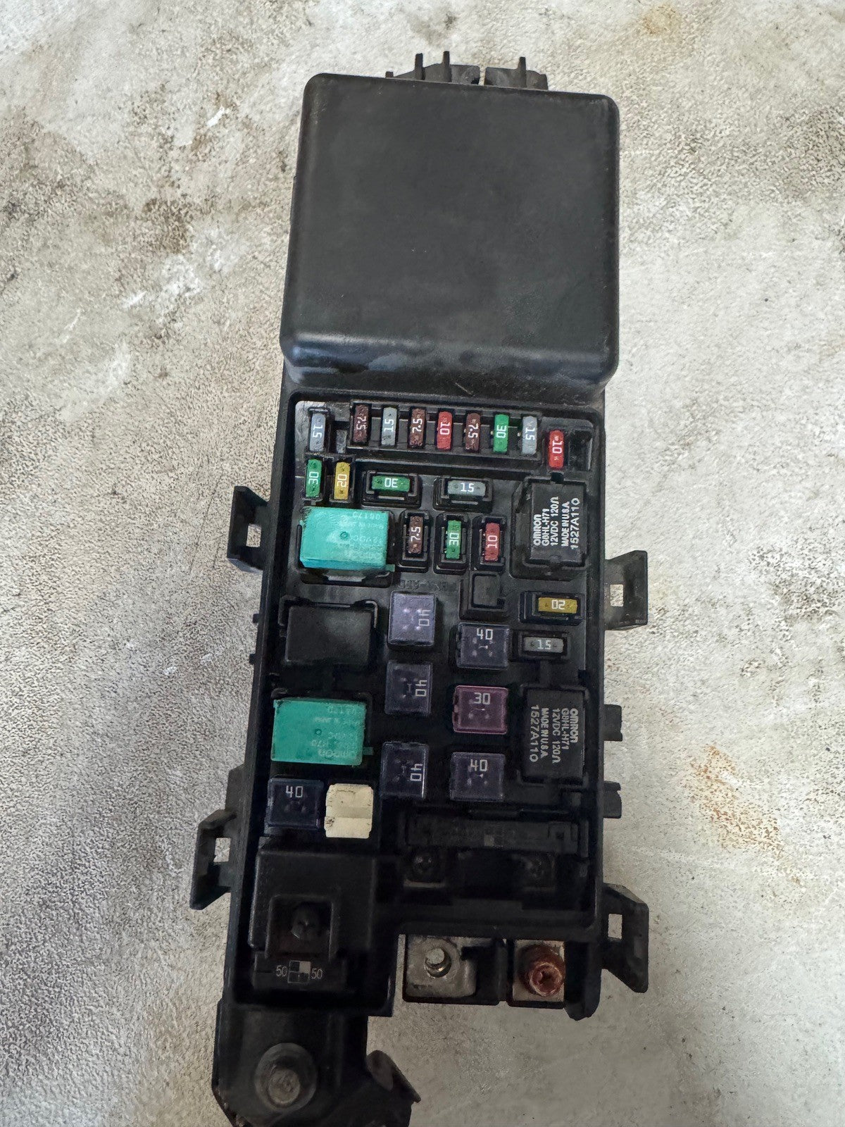 2002 Subaru Forestor Engine Bay Fuse Box