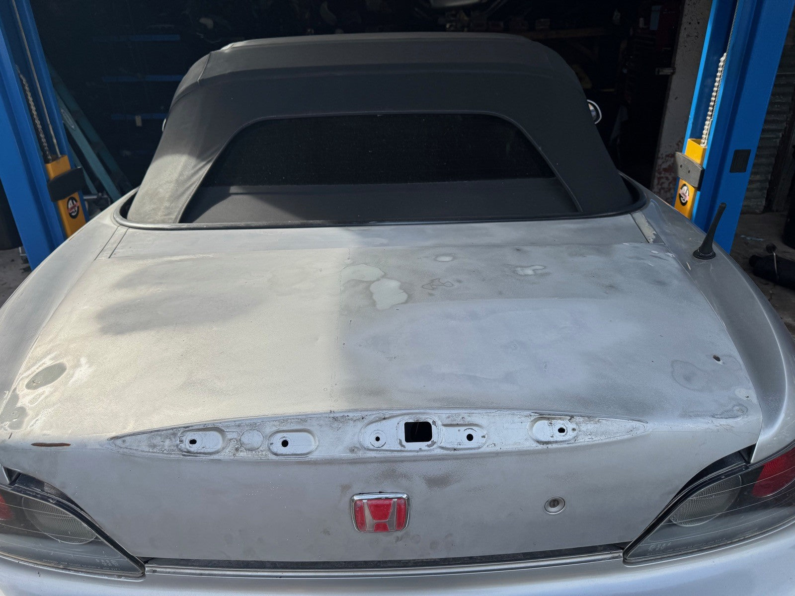 2000-2005 Honda S2000 trunk lid