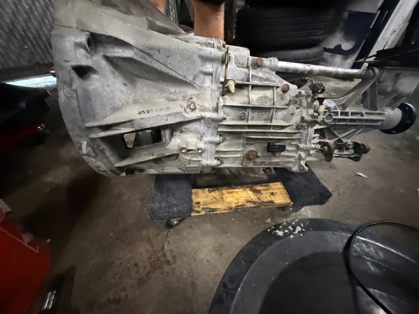 2000-2004 Honda S2000 transmisson OEM 6 speed