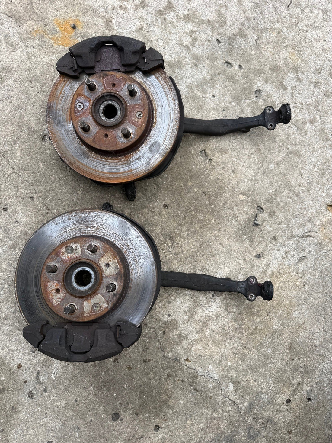 1989 -1990 Honda Civic SI Front knuckles L&R